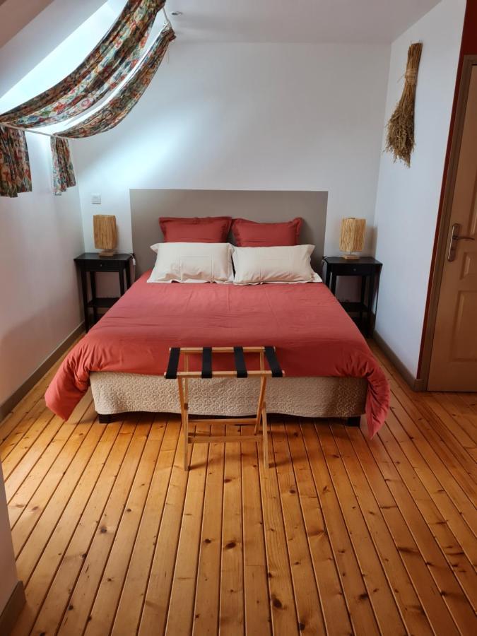 Domaine De La Cour Vautier Bed & Breakfast Mandeville-en-Bessin ภายนอก รูปภาพ