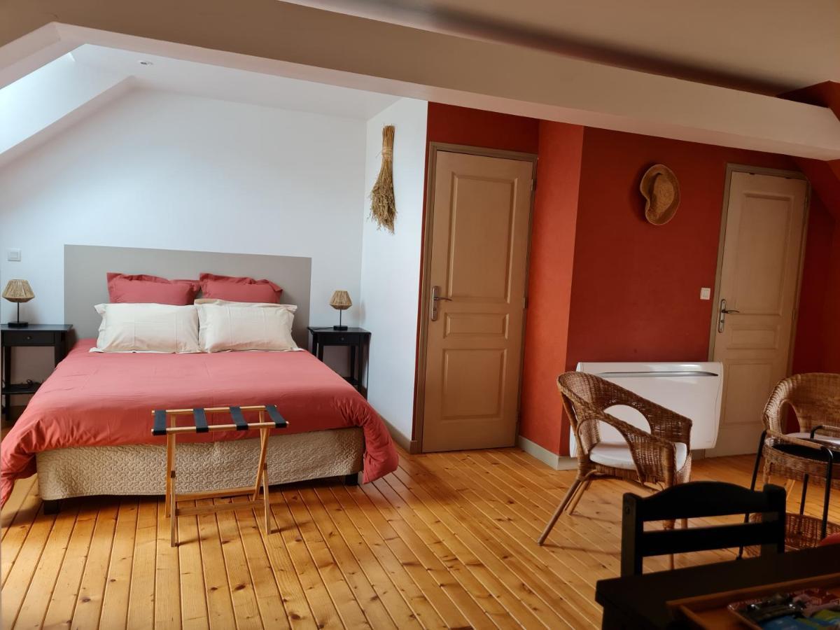 Domaine De La Cour Vautier Bed & Breakfast Mandeville-en-Bessin ภายนอก รูปภาพ