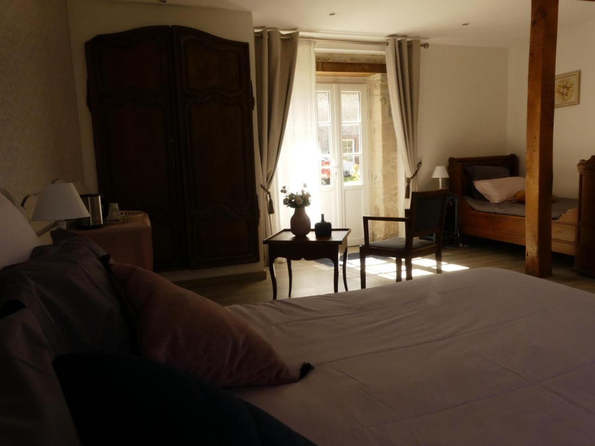 Domaine De La Cour Vautier Bed & Breakfast Mandeville-en-Bessin ภายนอก รูปภาพ